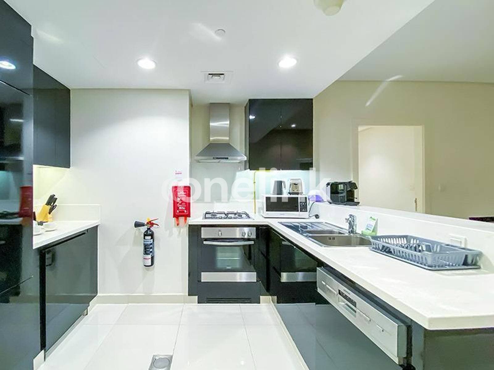 3 BR + MAID'S ROOM | FURNISHED | VACANT | PRIME LOCATION — photo 4
