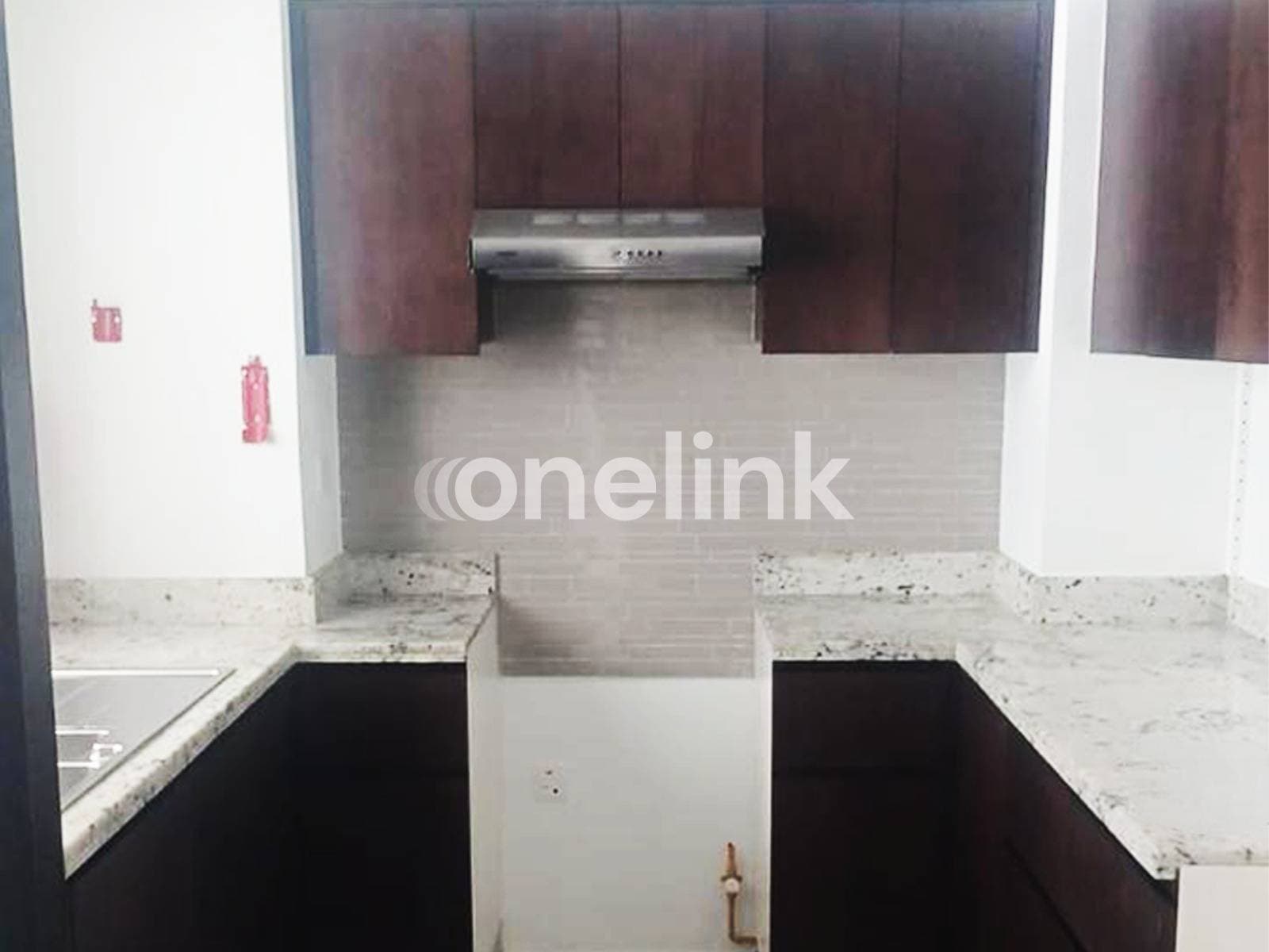 1BR | VACANT | UNFURNISHED | WITH BALCONY — photo 4