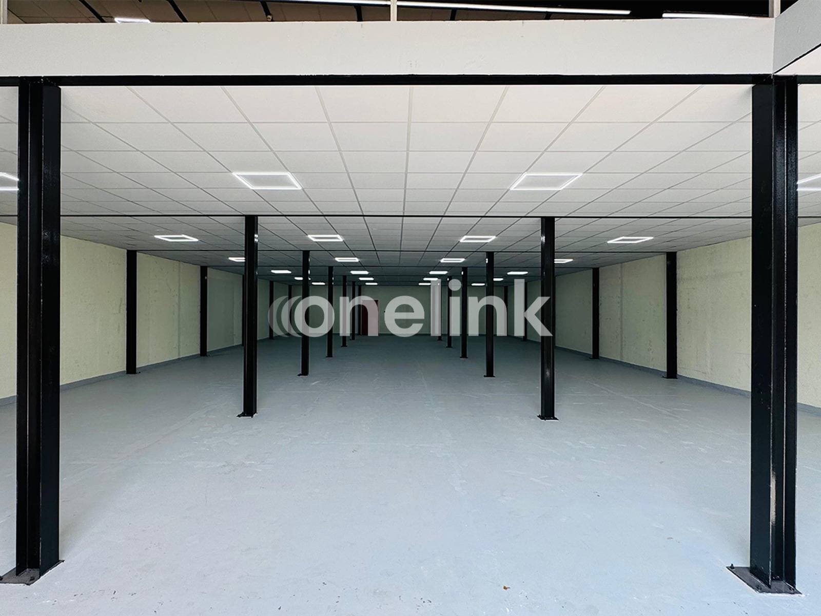 WAREHOUSE CLOSE TO MAJOR HIGHWAYS | IDEAL FOR LOGISTICS & DISTRIBUTION — photo 2