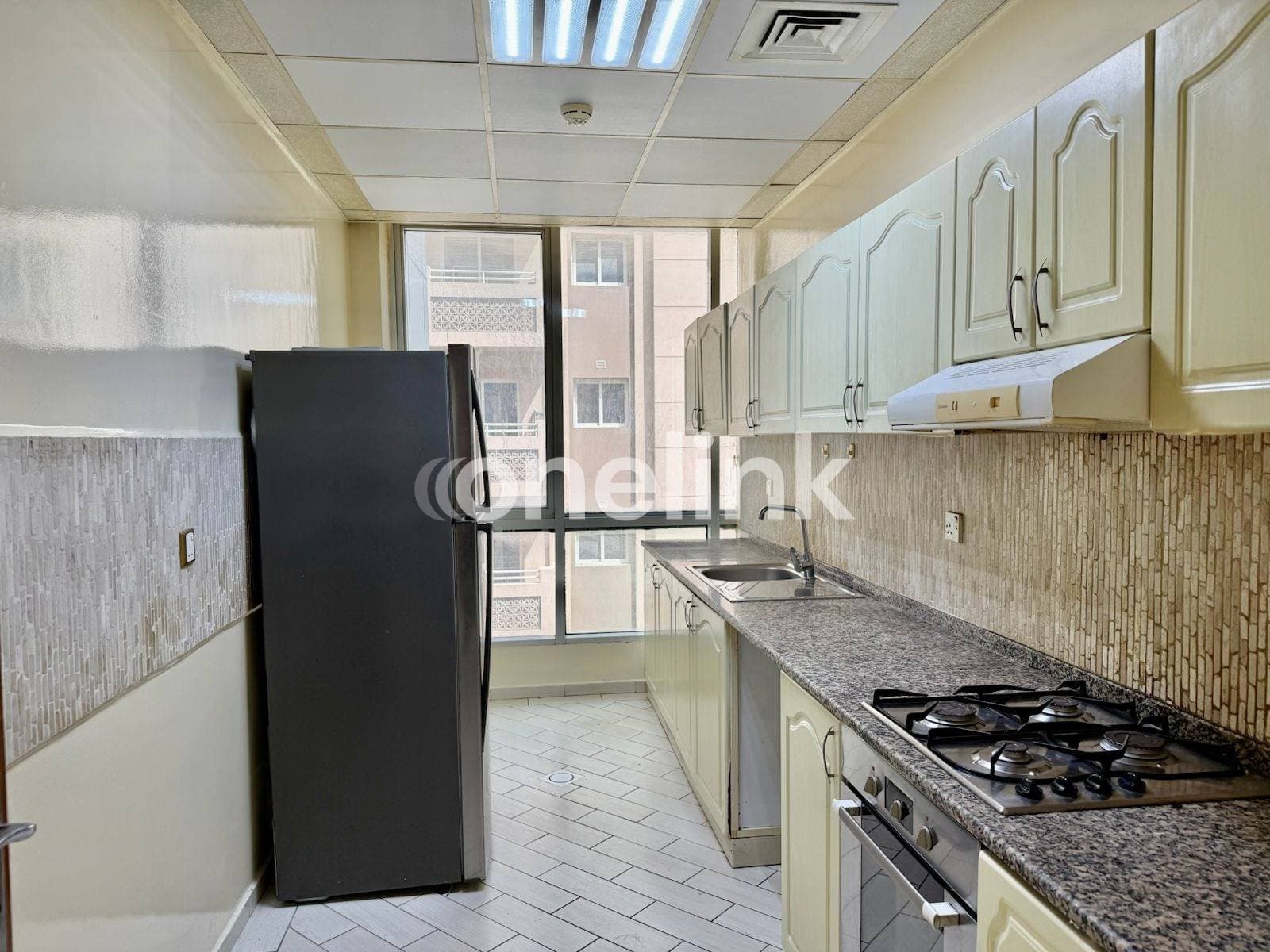 Spacious 2 BR Apartment | Family Building | Close to Metro Station, photo 3