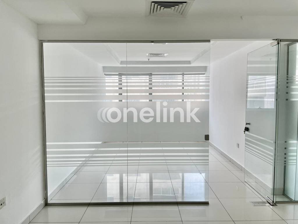Semi-Furnished Office for Rent | Panoramic View | Yes Business Tower, photo 3