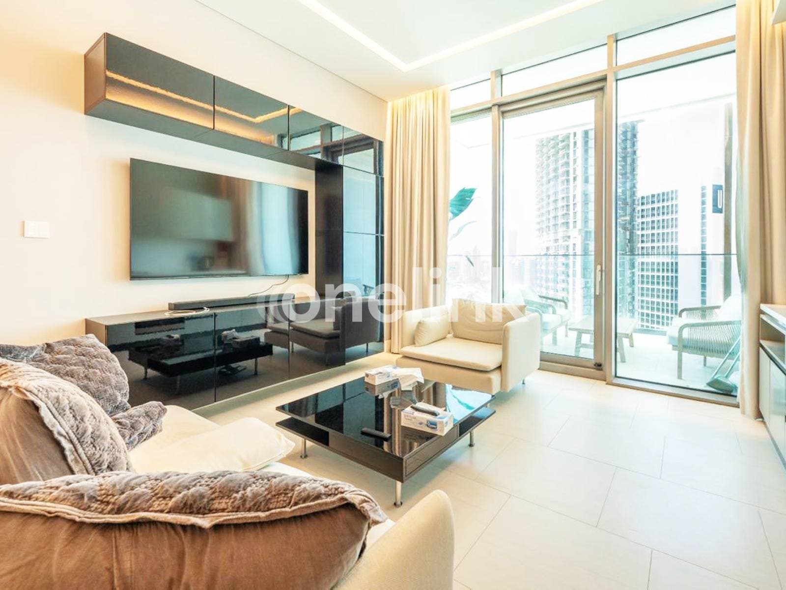 2 BR | High Floor | Furnished | Luxury Living | Motivated Seller, photo 2