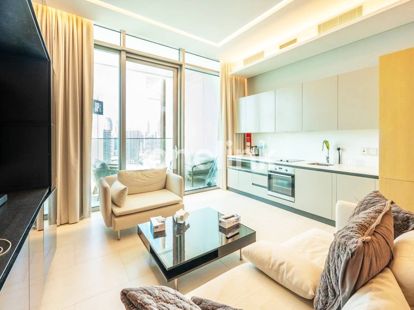 2 BR | High Floor | Furnished | Luxury Living | Motivated Seller, photo 4